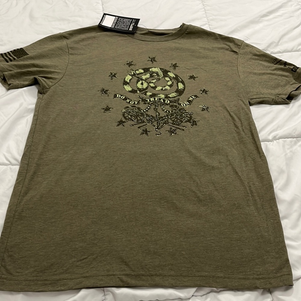 Men’s Grunt Style shirt. Olive green. Large.